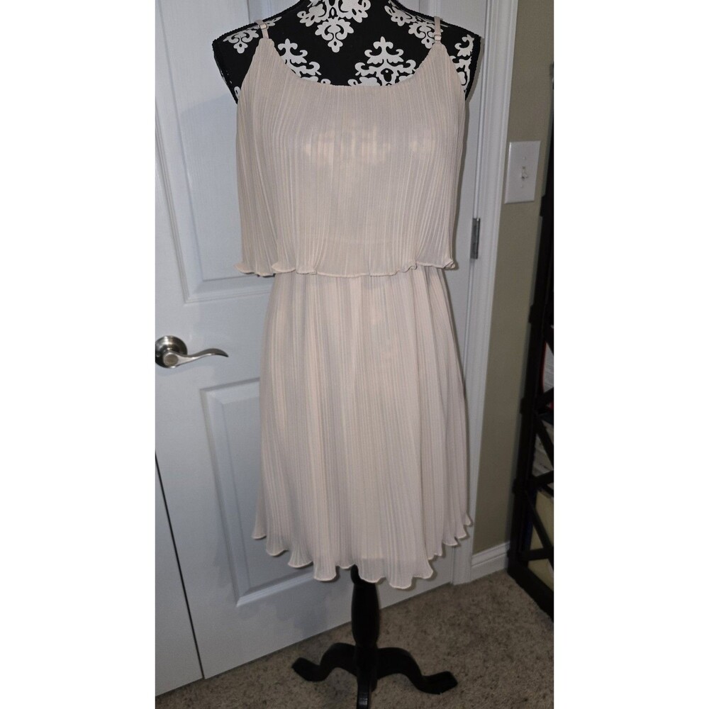 Gilli Pleated Ruffle Shaker Style 50's Ivory Midi Dress Size M